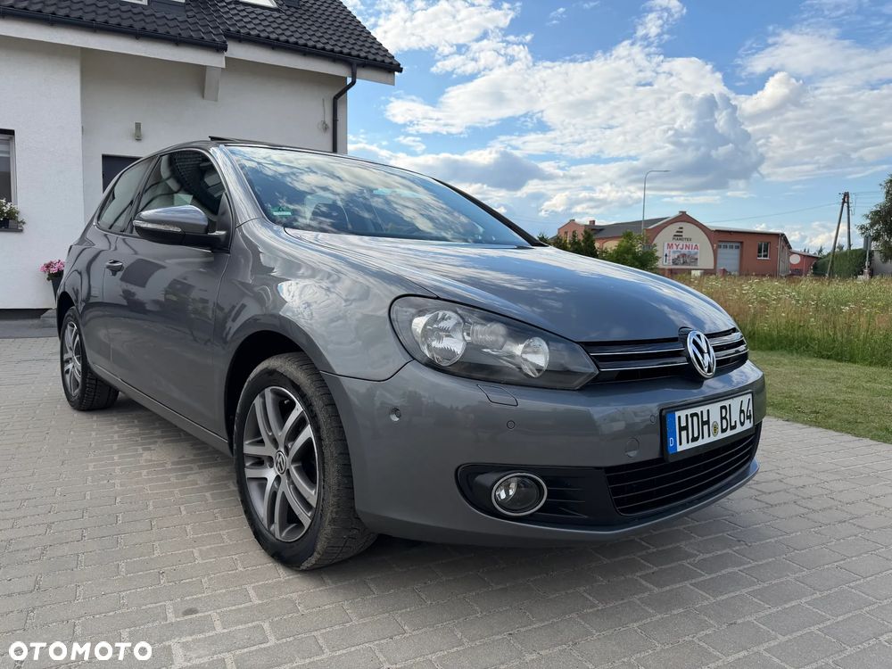 Volkswagen Golf 2.0 TDI DPF DSG Highline - 10