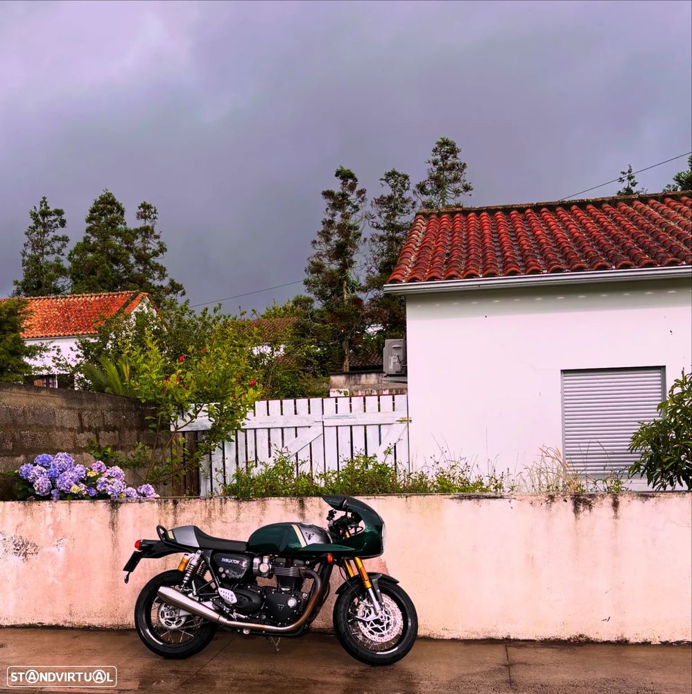 Triumph Thruxton RS - 5