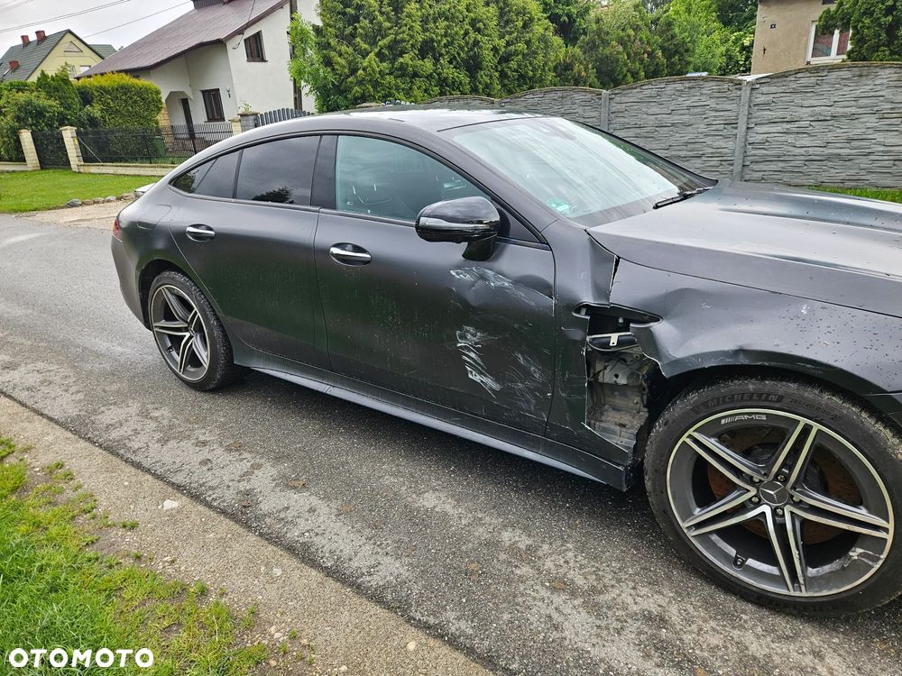 Mercedes-Benz AMG GT 53 4-Matic+ - 9