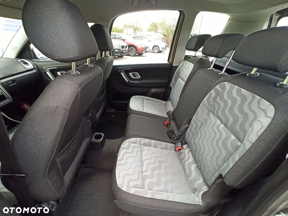 Skoda Roomster - 8