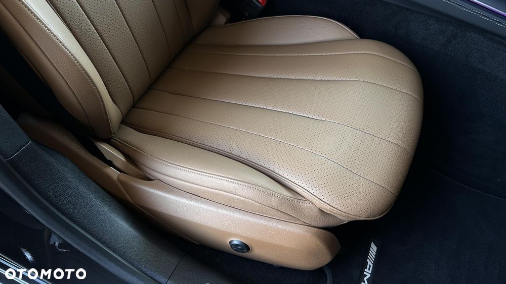 Mercedes-Benz Klasa E 220 d mHEV 4-Matic AMG 9G-Tronic - 26