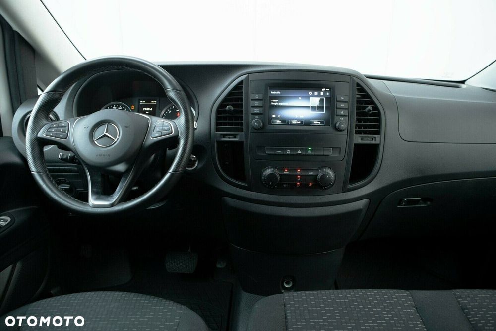 Mercedes-Benz Vito - 22