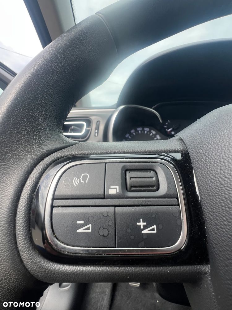 Citroën C3 1.2 PureTech Shine - 21