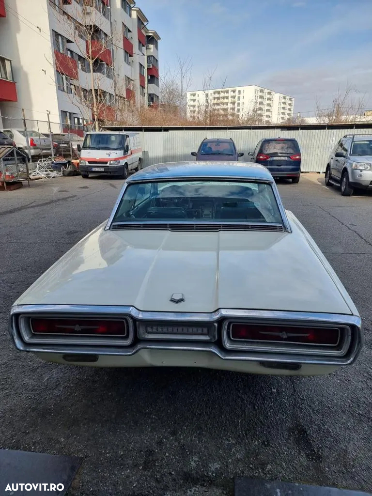 Ford Thunderbird - 4