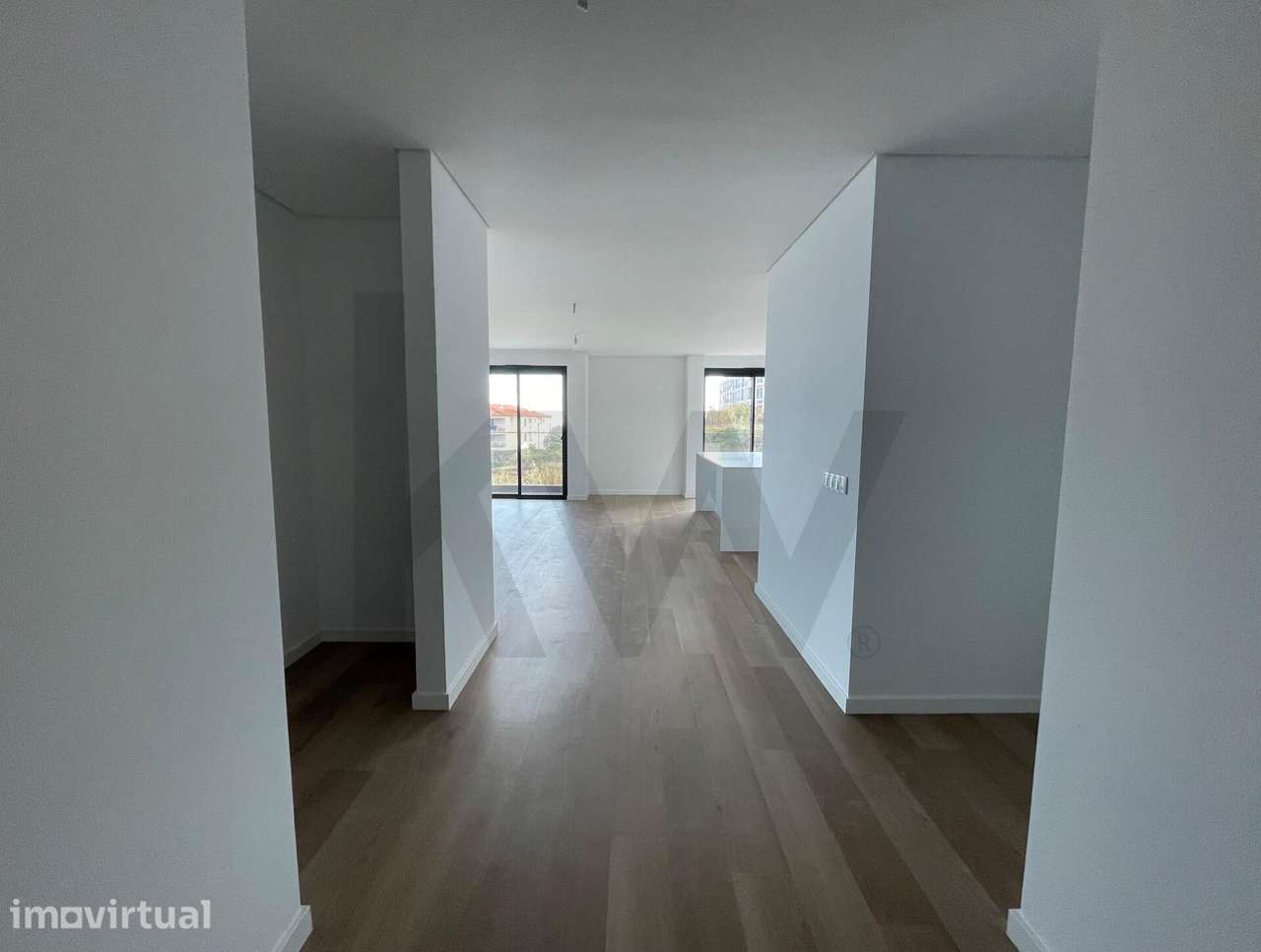 Apartamento T3 Caniço c/ jardim privativo e logradouro c/ vista mar - Grande imagem: 5/40