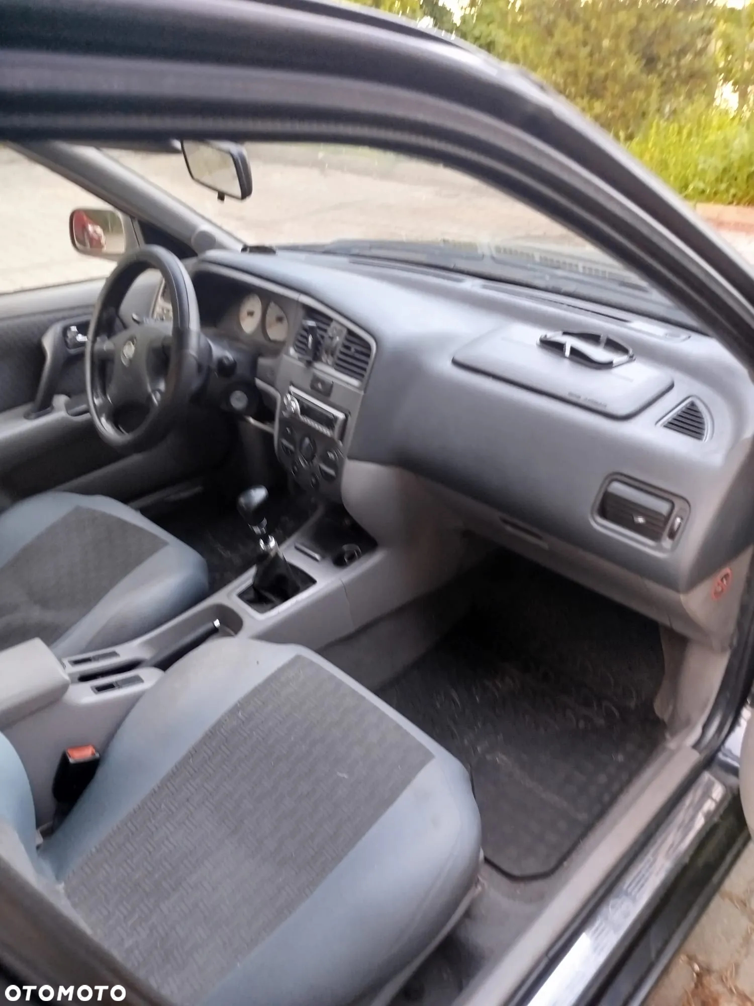 Nissan Primera 2.0 Comfort High - 7