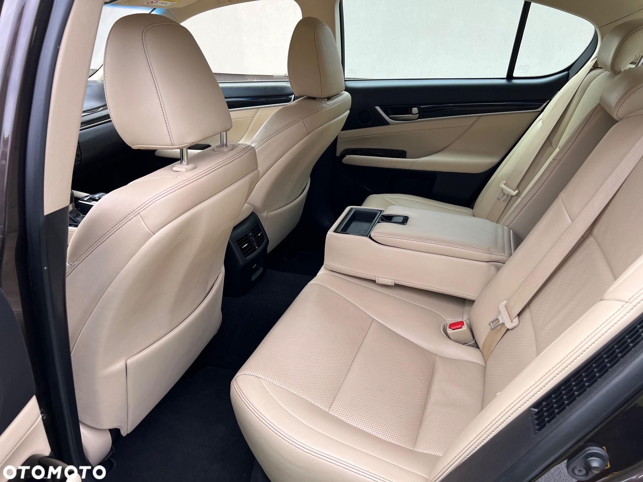 Lexus GS 300h Elite - 9