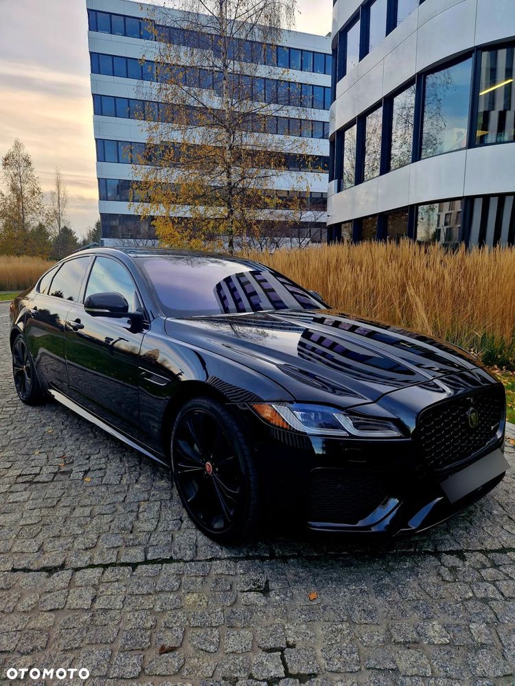 Jaguar XF P300 AWD R-Dynamic SE - 2