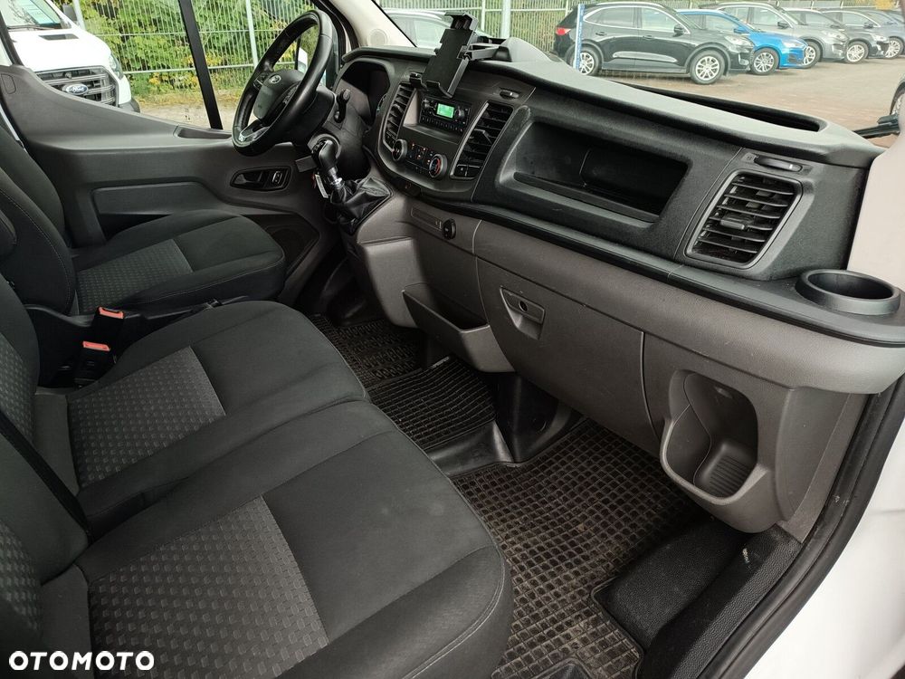 Ford transit Trend kontener z windą - 17