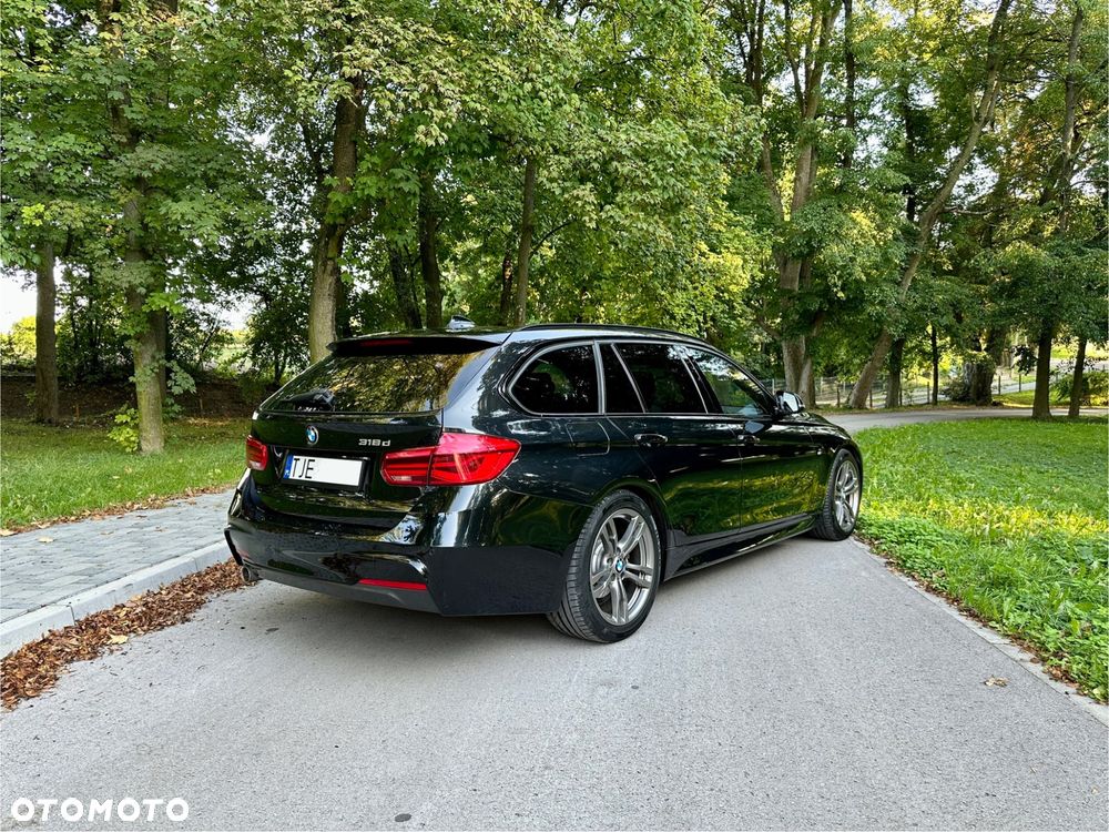 BMW Seria 3 318d M Sport Shadow - 8