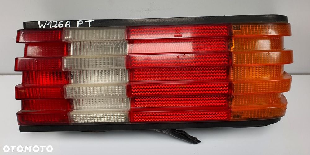LAMPA PRAWY TYŁ TYLNA MERCEDES W126 EUROPA - 1