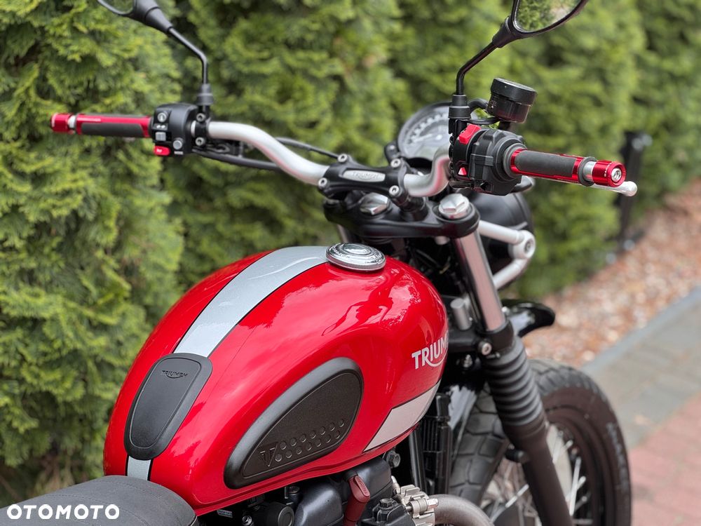 Triumph Street Scrambler - 14
