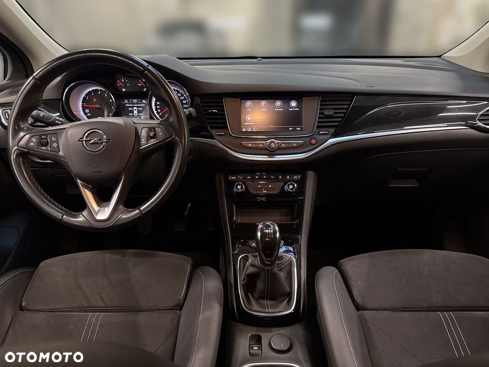 Opel Astra 1.2 T Elegance S&S - 20