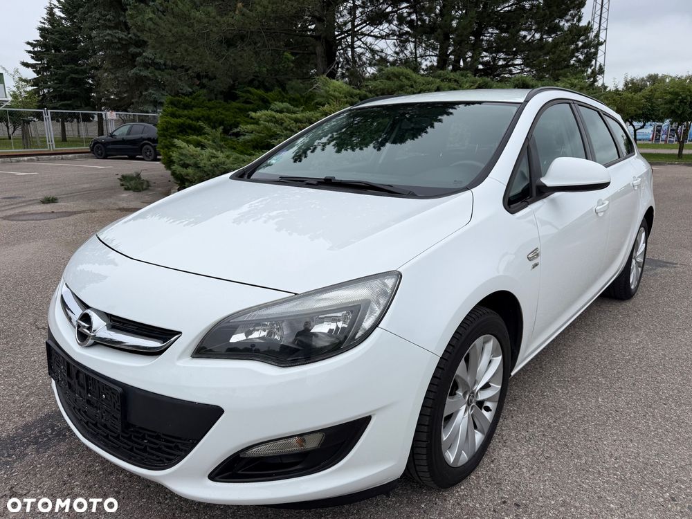 Opel Astra 1.4 Turbo - 1
