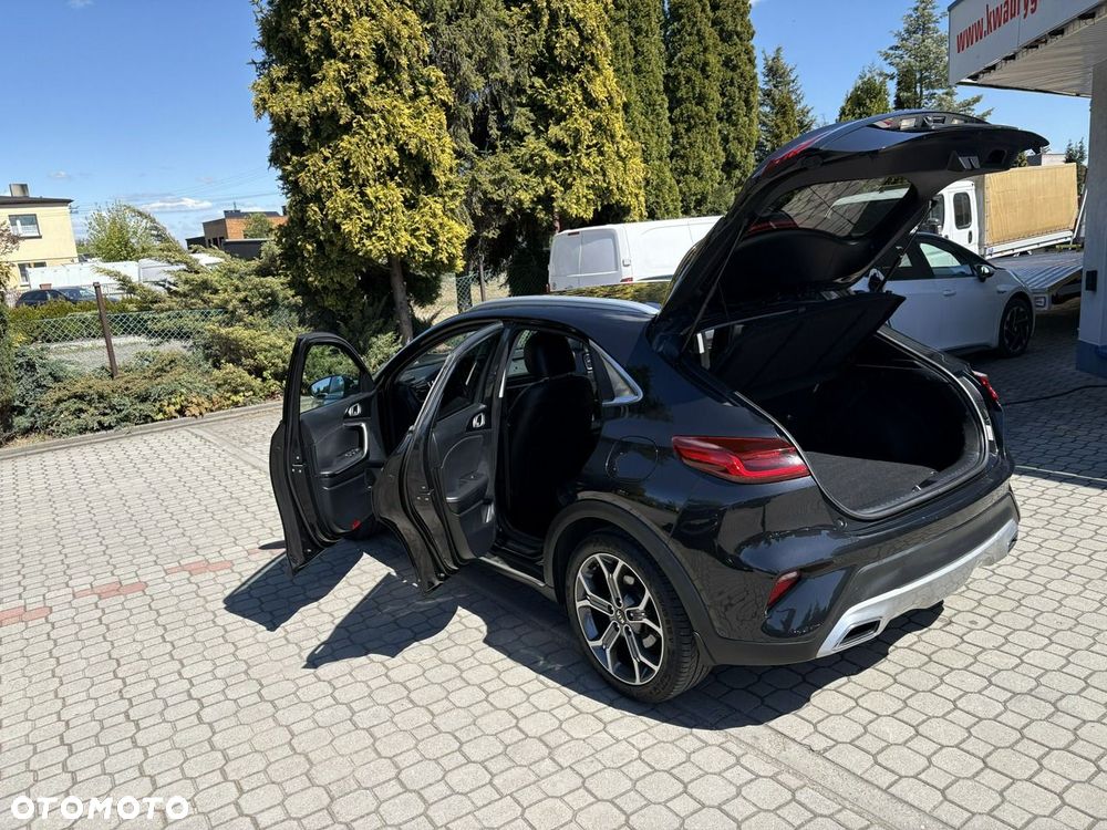 Kia XCeed 1.5 T-GDI L Business Line - 30