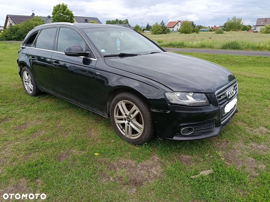 Audi A4 Avant 2.0 TDI - 9