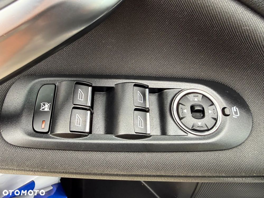 Ford Mondeo 2.0 TDCi Titanium X - 39