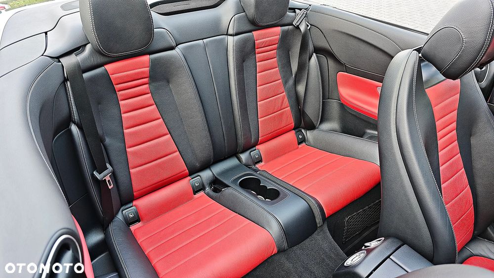 Mercedes-Benz Klasa E 200 4-Matic 9G-TRONIC - 25