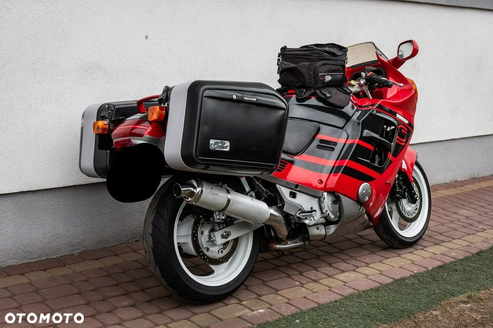 Honda CBR - 3