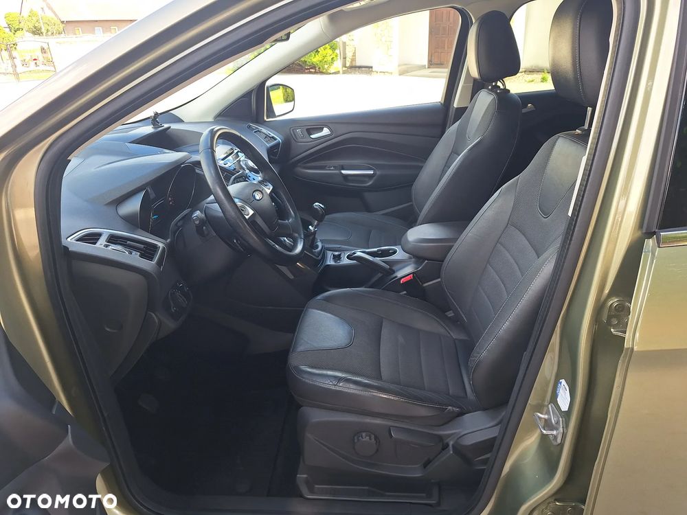 Ford Kuga 2.0 TDCi 4WD Titanium - 10