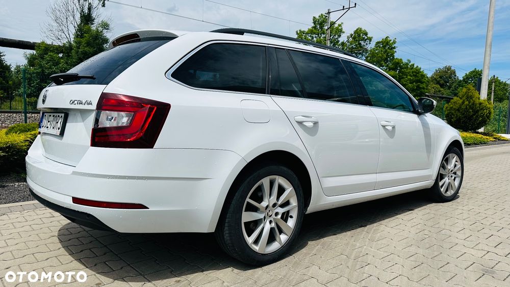 Skoda Octavia 2.0 TDI Style DSG - 5