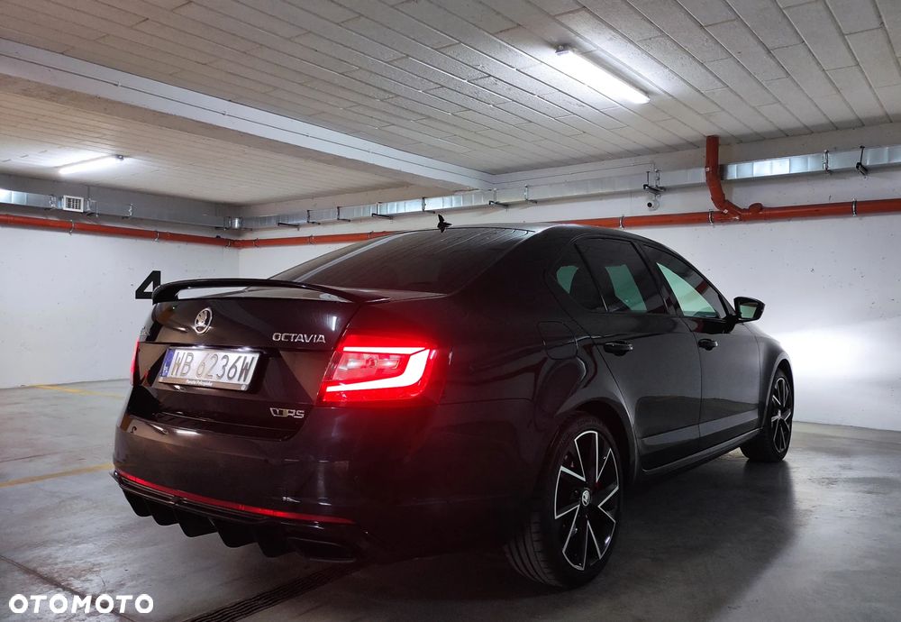 Skoda Octavia 2.0 TSI RS Challenge 245 DSG - 37