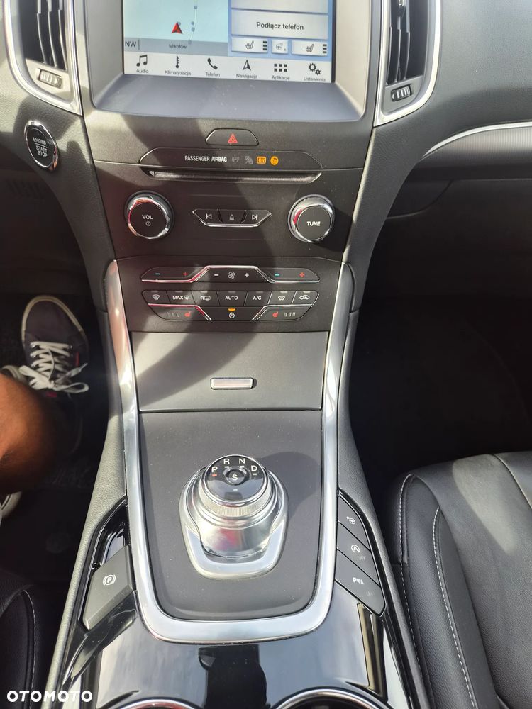 Ford S-Max 2.0 EcoBlue Titanium - 33