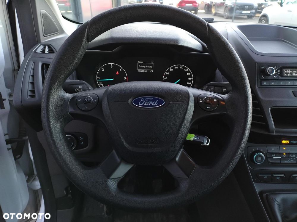 Ford Transit Connect - 18