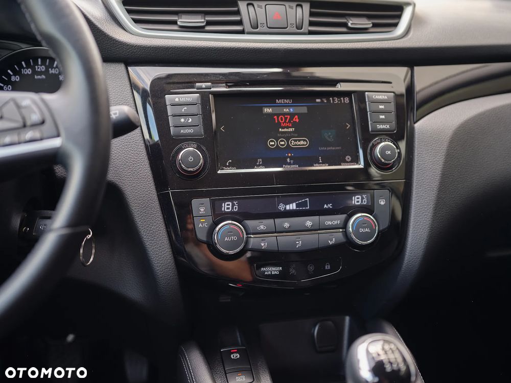 Nissan Qashqai 1.3 DIG-T Acenta - 22