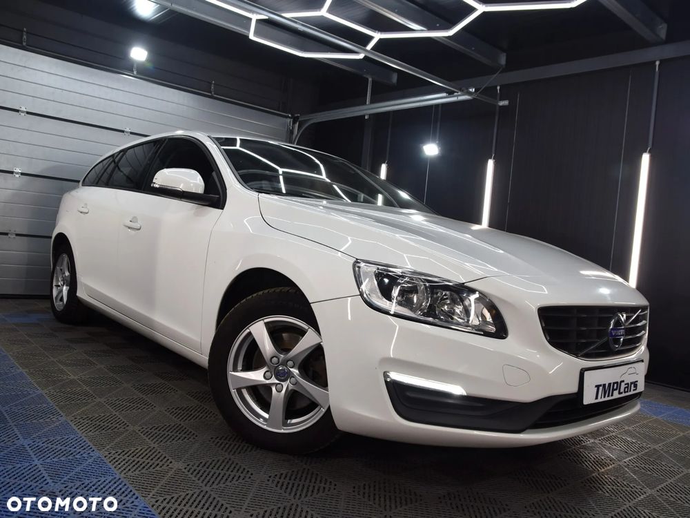 Volvo V60 T3 Drive-E Kinetic - 3