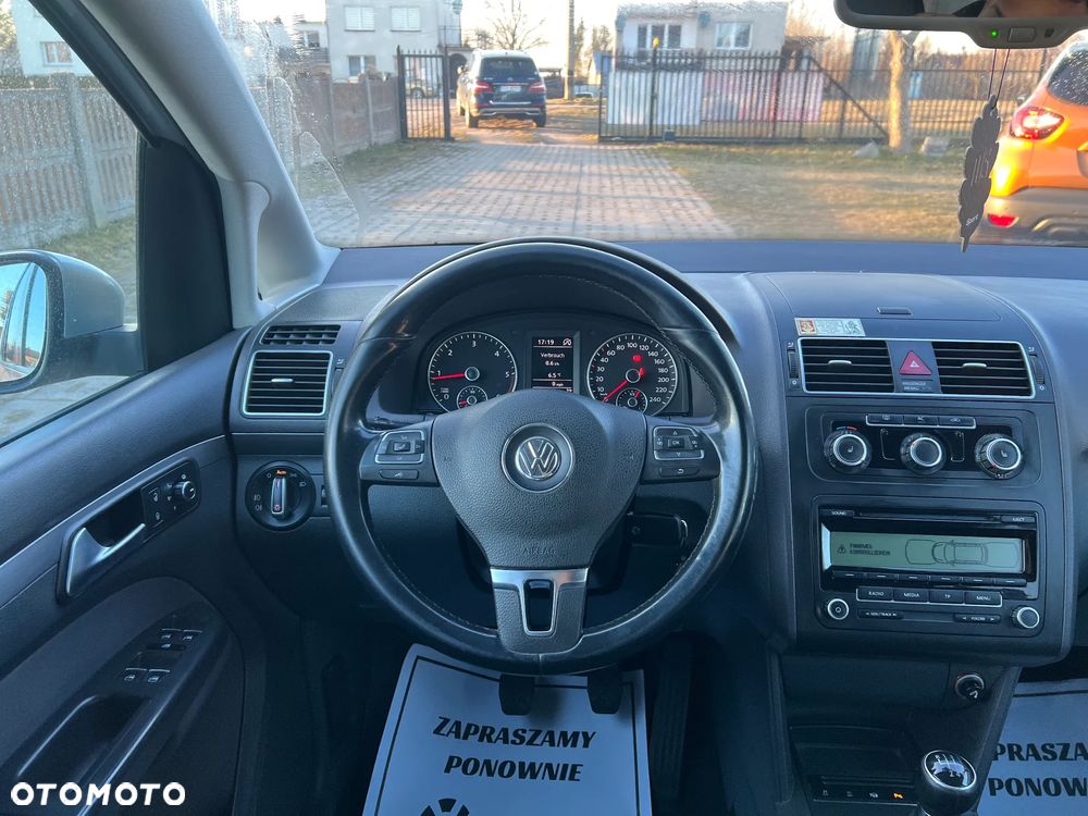 Volkswagen Touran 1.6 TDI DPF BlueMotion Technology Comfortline - 21