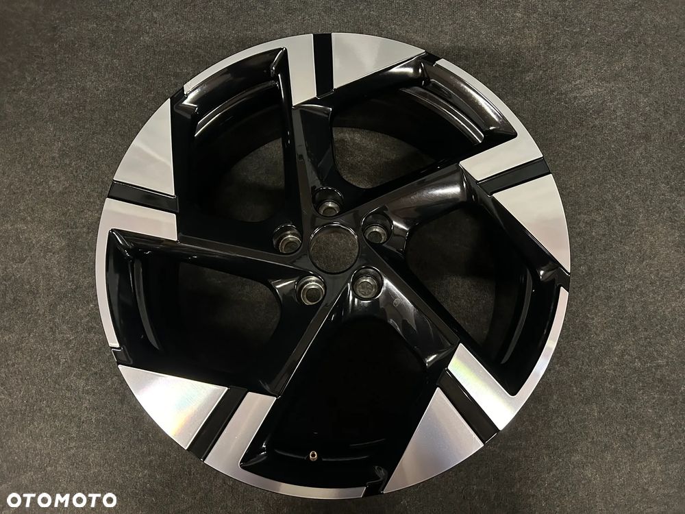 Alufelga Opel Grandland 20 cali 5x108 1szt. 9851867680 - 2