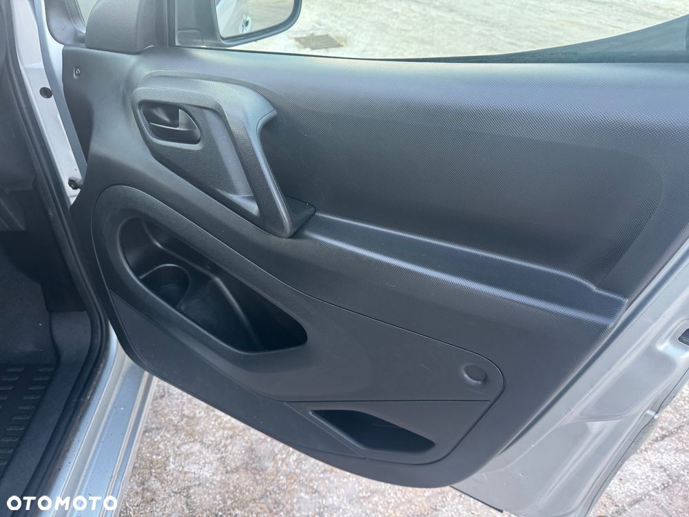 Citroën Berlingo - 12