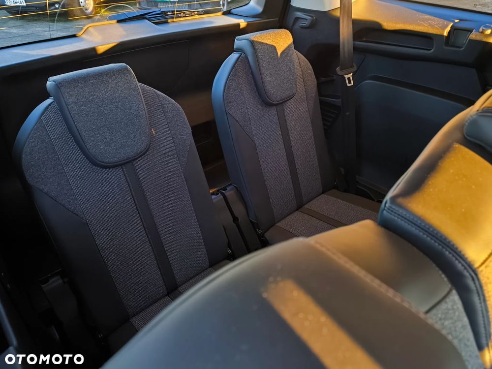 Peugeot 5008 1.5 BlueHDi Allure S&S - 16