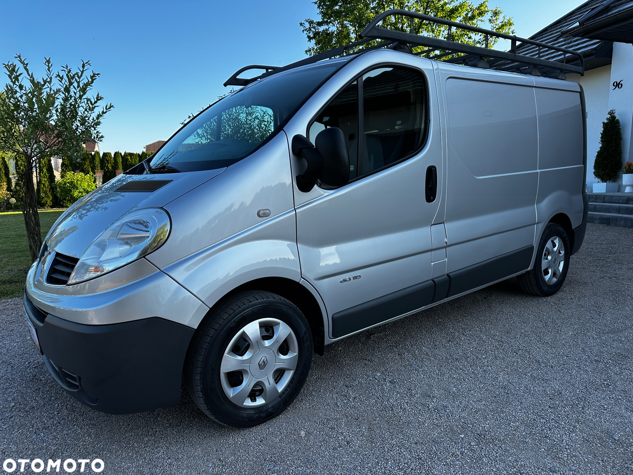 Renault Trafic - 16