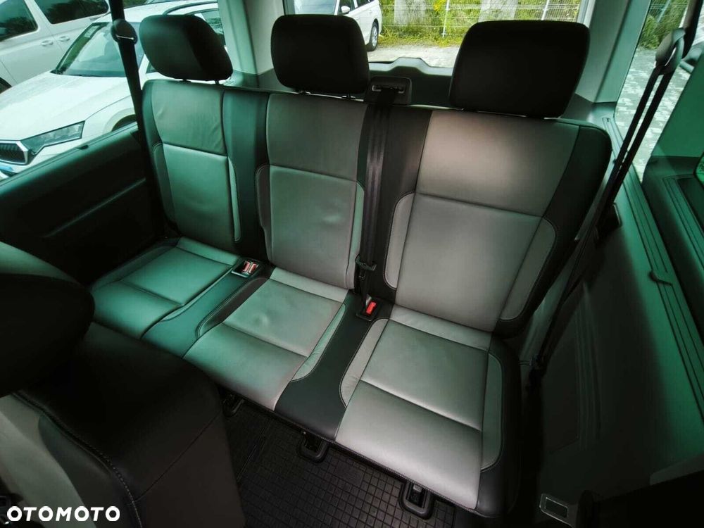 Volkswagen Caravelle 2.0 TDI L2 Highline DSG - 9