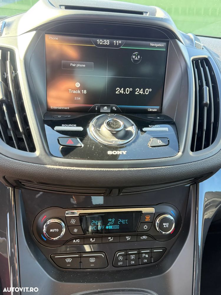 Ford Kuga - 3