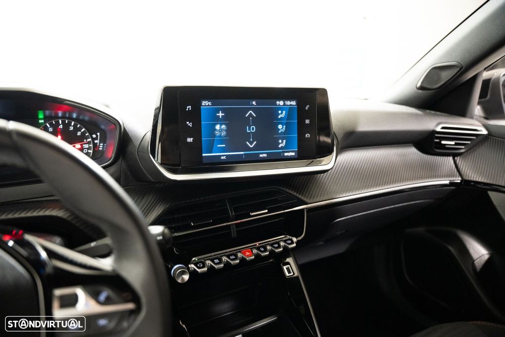 Peugeot 2008 1.2 PureTech Active Pack - 18
