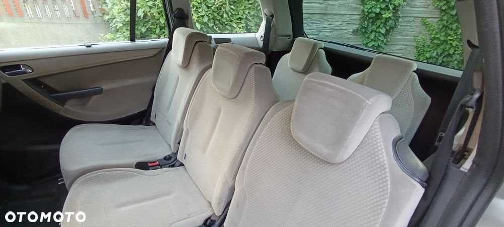 Citroën C4 Picasso 2.0i Exclusive MCP - 20
