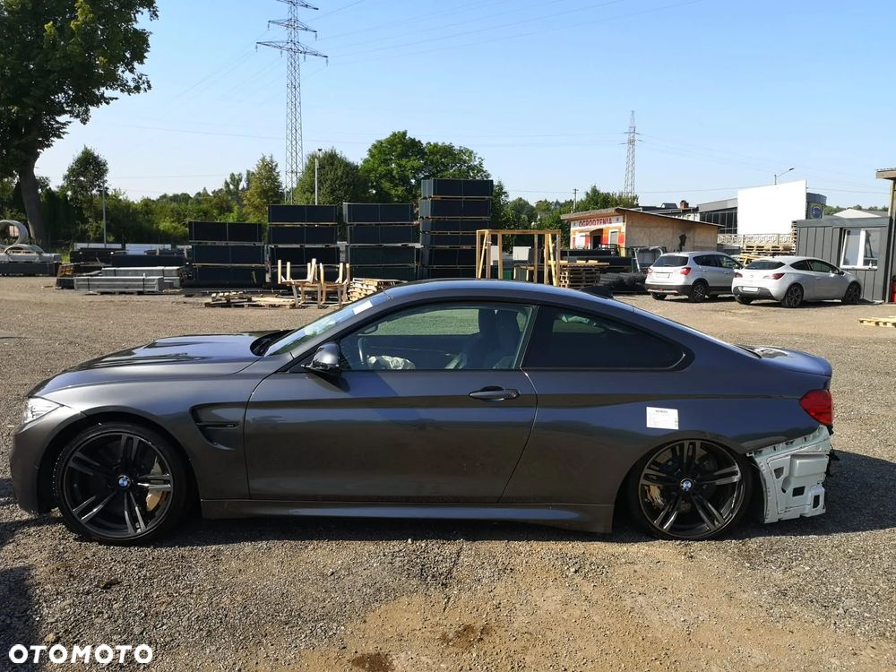 BMW M4 - 2