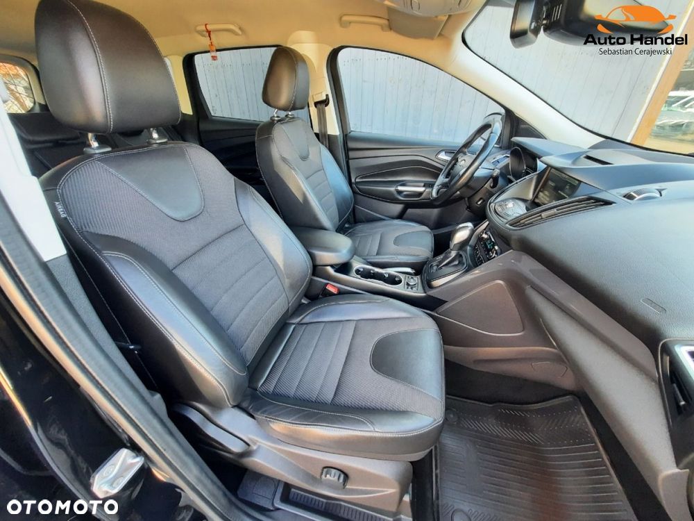 Ford Kuga 1.5 EcoBoost 4x4 Titanium - 35