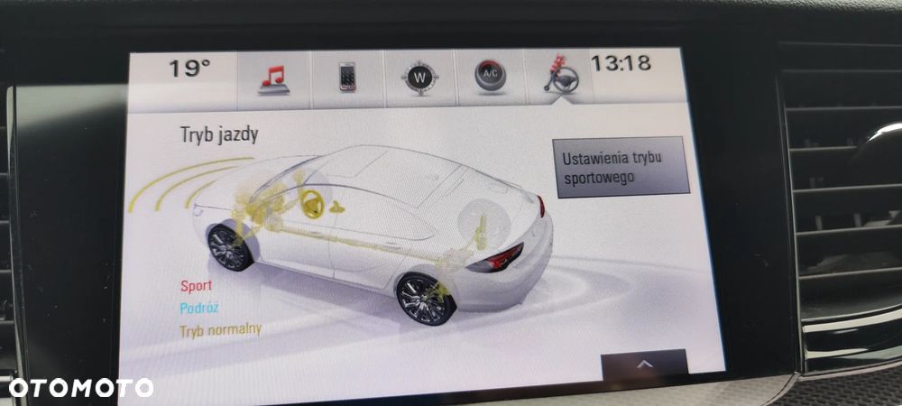 Opel Insignia 2.0 CDTI 4x4 GSi S&S - 20