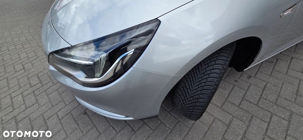 Opel Astra 1.4 Turbo Innovation - 24