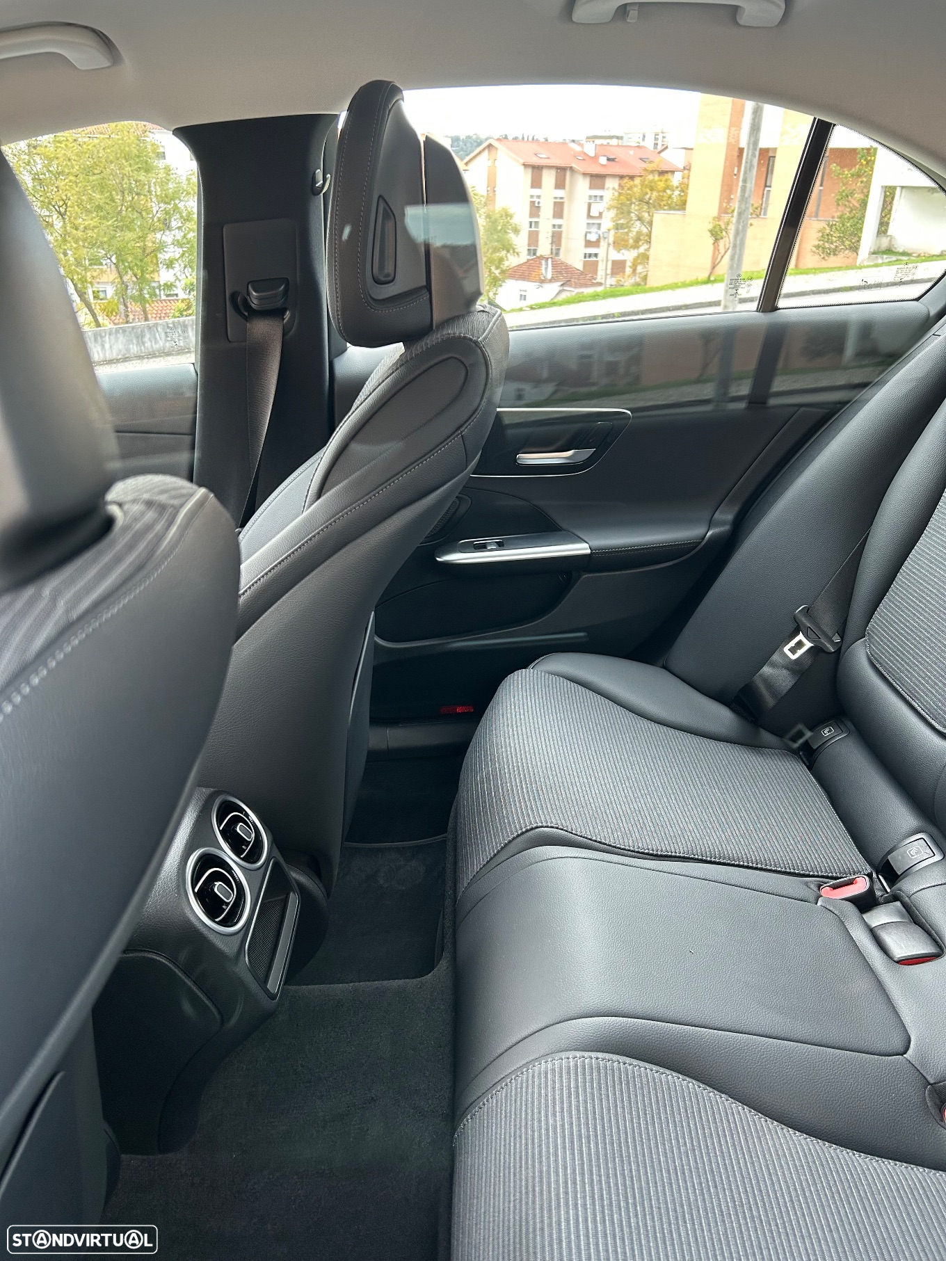 Mercedes-Benz C 300 de - 14