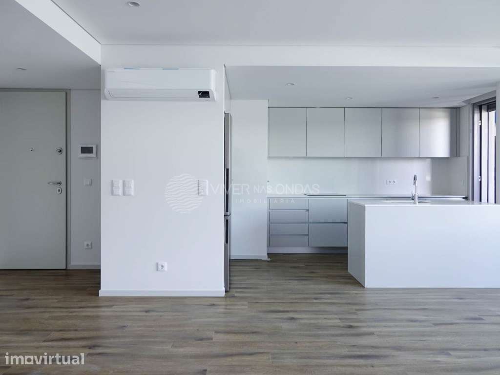 Oportunidade Única - Luxuoso Apartamento T2 Novo com 154 m2 - Centr... - Grande imagem: 4/36