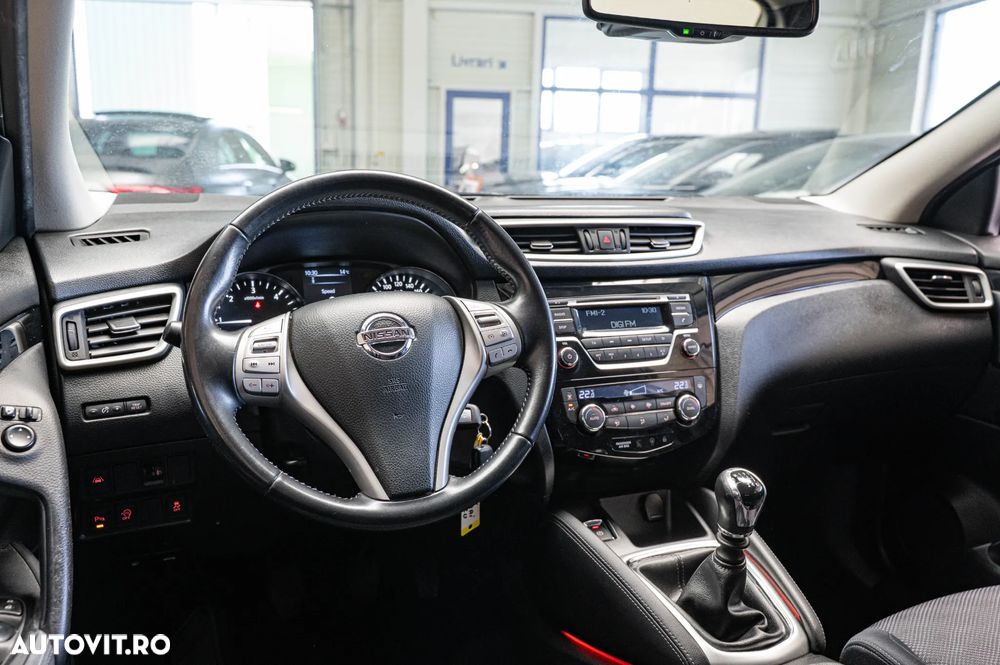 Nissan Qashqai 1.6 DCI N-Connecta - 27