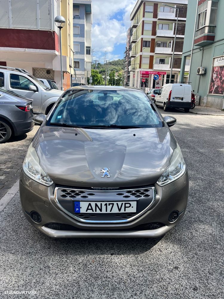 Peugeot 208 e-HDi 68 EGS5 Stop&Start Active - 2