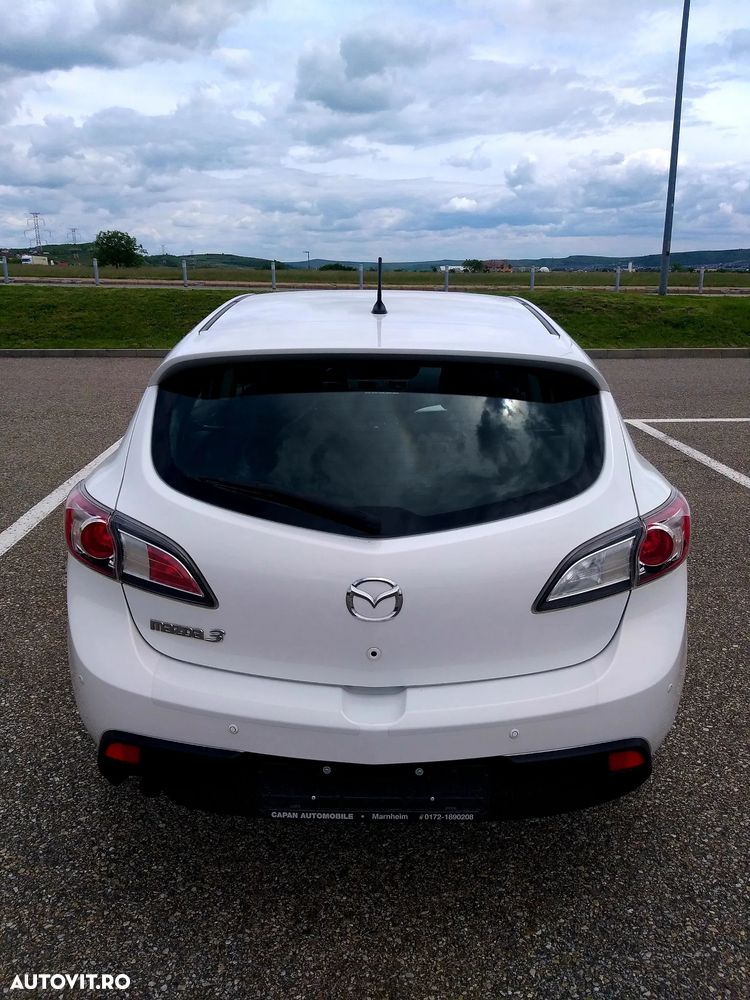Mazda 3 - 10
