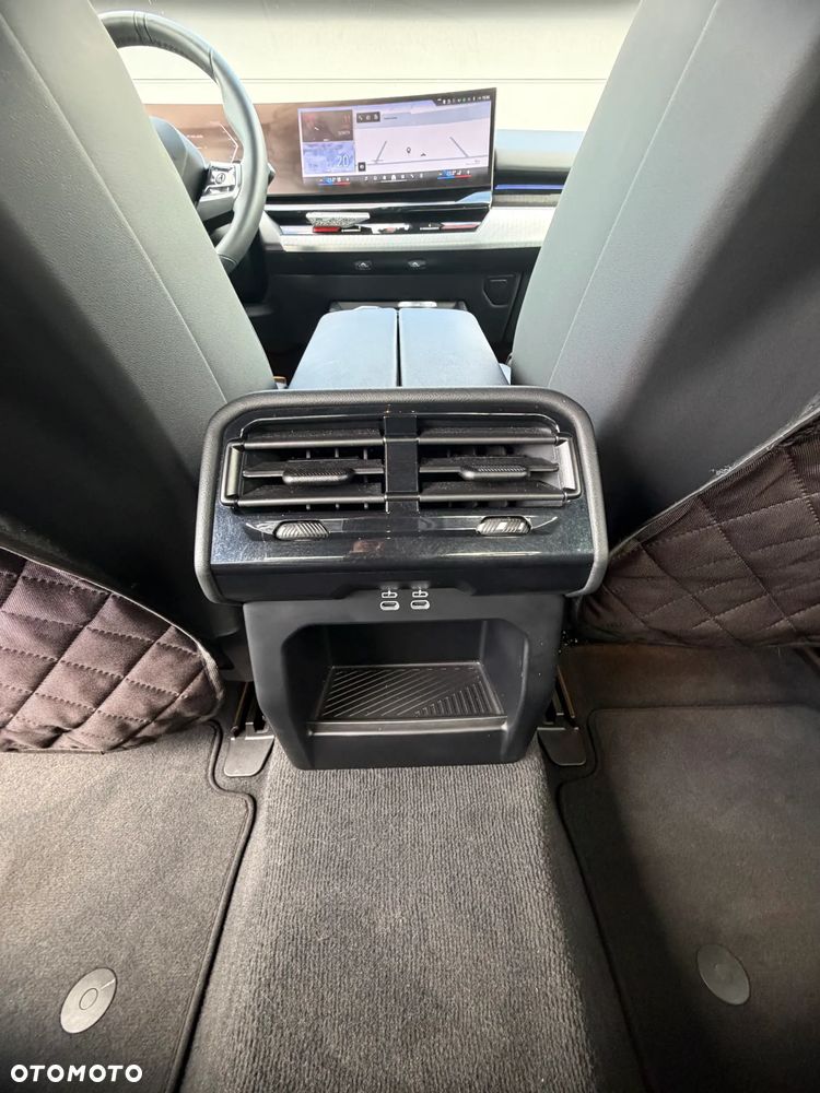 BMW Seria 5 520d mHEV - 24