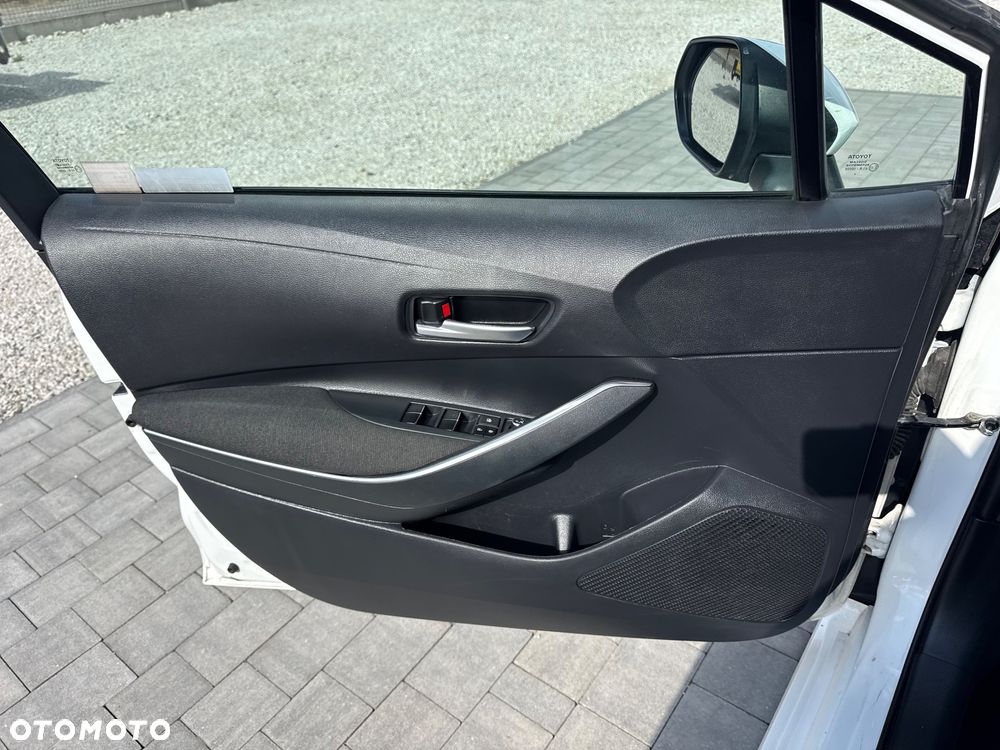 Toyota Corolla 1.8 Hybrid Comfort - 16